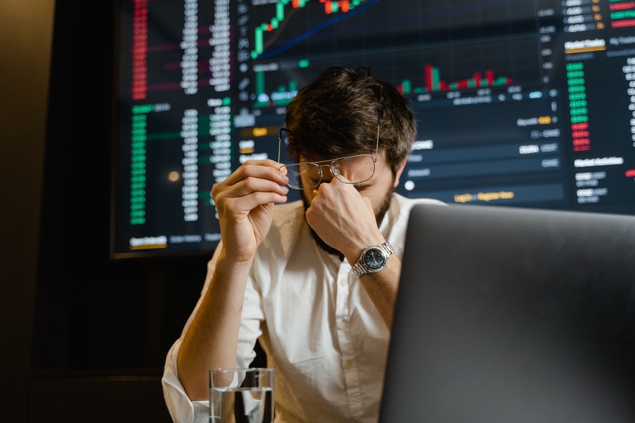 ¿Qué es la inflación y por qué y cómo se da?