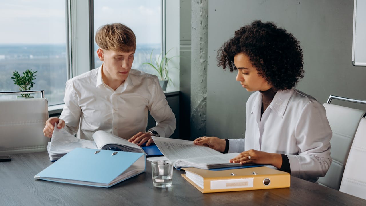 Contadores: ¿Qué buscar en un auxiliar contable?