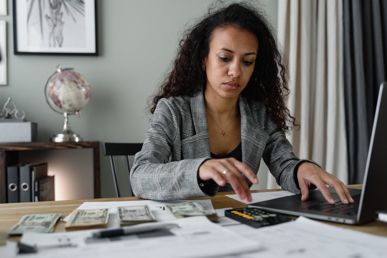 Personas físicas e ingresos del extranjero: fundamentos legales imprescindibles